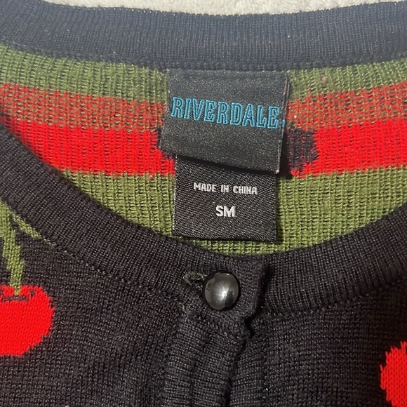 Riverdale Cherry Intarsia Cardigan Sz S - Picture 5 of 15
